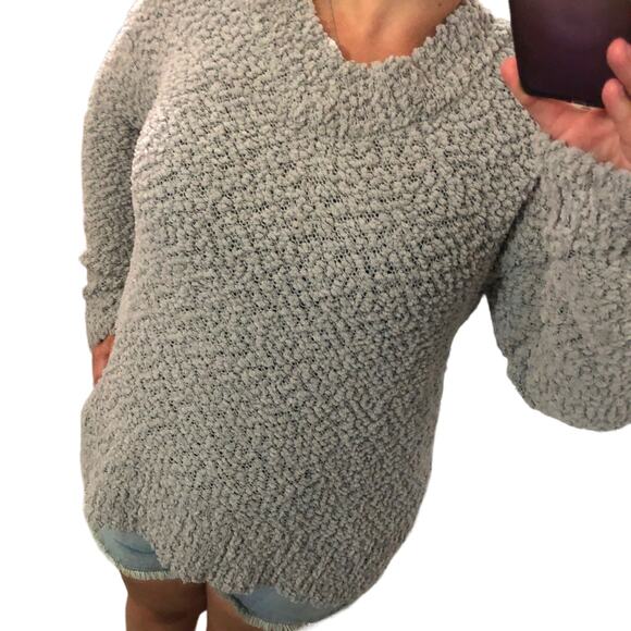 Zenana Premium (M) Cozy Comfy Textured Popcorn Knit Light Weight V-Neck Sweater - Picture 11 of 12